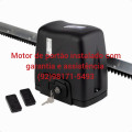 Motor de portão com instalação e garantia Motor de portão com instalação e garantia assistência técnica 
Temos motores de portão para todos os tipos de portões 
Portão de correr 
Portão pivotante 
Portão basculante 
Manutenção e conserto de portões eletronicos 
Troca de cabo de aço 
Desempeno 
Troca de roldanas e fechadura 
Solicite seu orçamento 
,(92)981715493